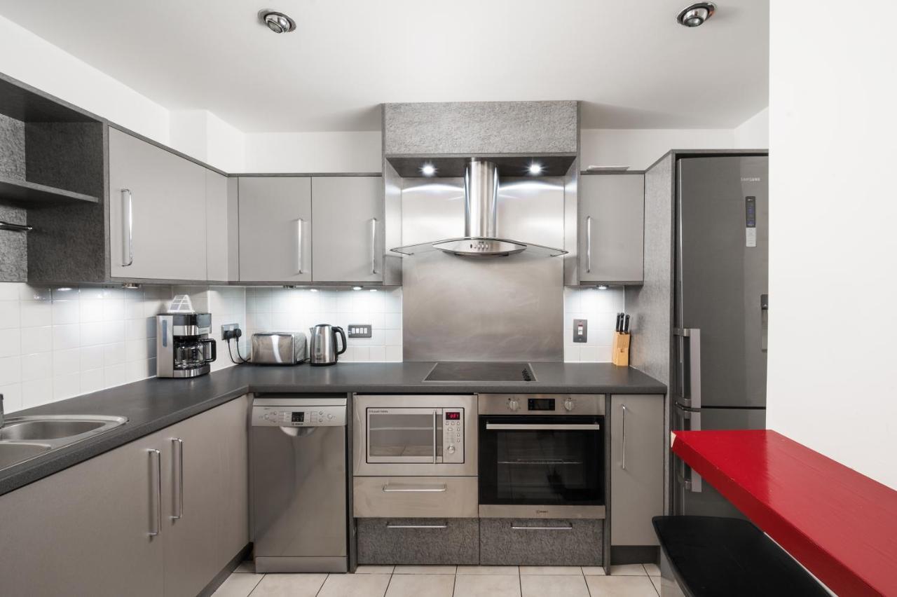 Riverside Balcony Apartments, 10 Minutes From Oxford Circus Londres Exterior foto