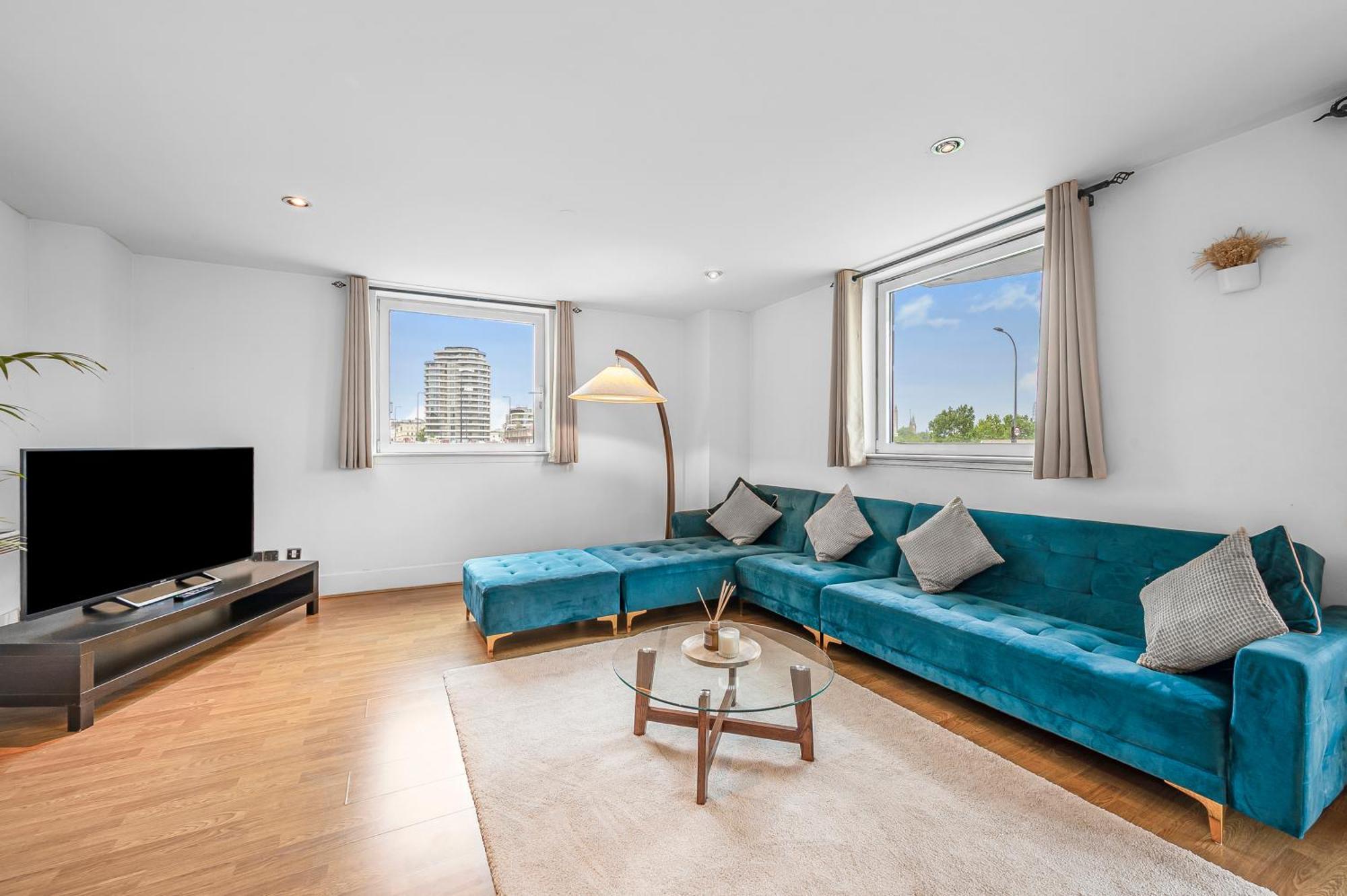 Riverside Balcony Apartments, 10 Minutes From Oxford Circus Londres Exterior foto